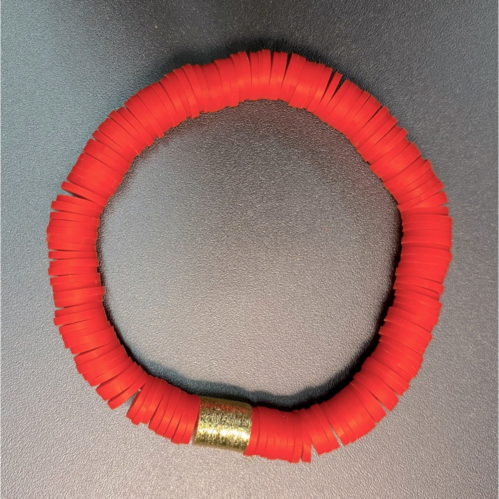 NWT Red Heishi disc stretch bracelet